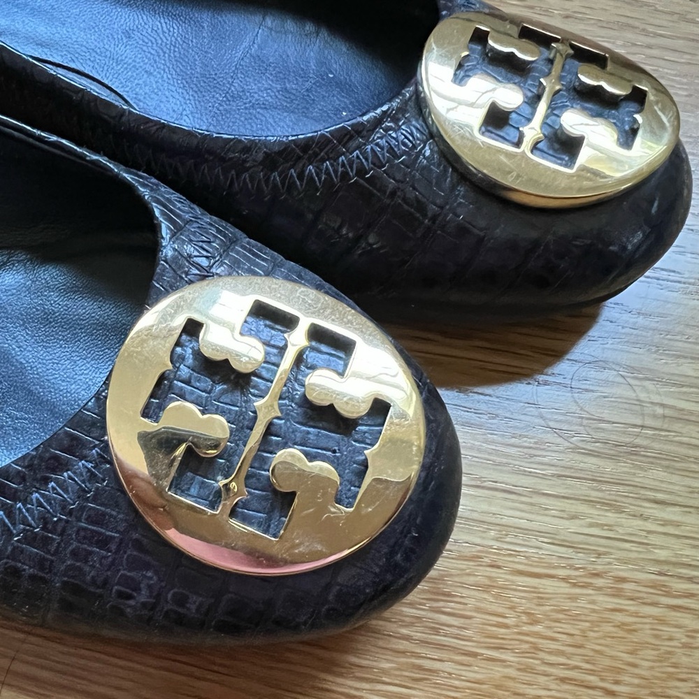 ✨Authentic Tory Burch Reva Flats✨ - Picture 8 of 11